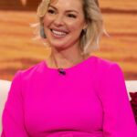 Katherine Heigl Instagram - Moms are there even when we didn’t know we needed them to be ❤️

Hoda and Jenna caught up with @katherineheigl this morning about raising her kids on a ranch in Utah far away from the lights of Hollywood. She also opened up about being an an advocate for animals, the importance of her mother’s support and more!