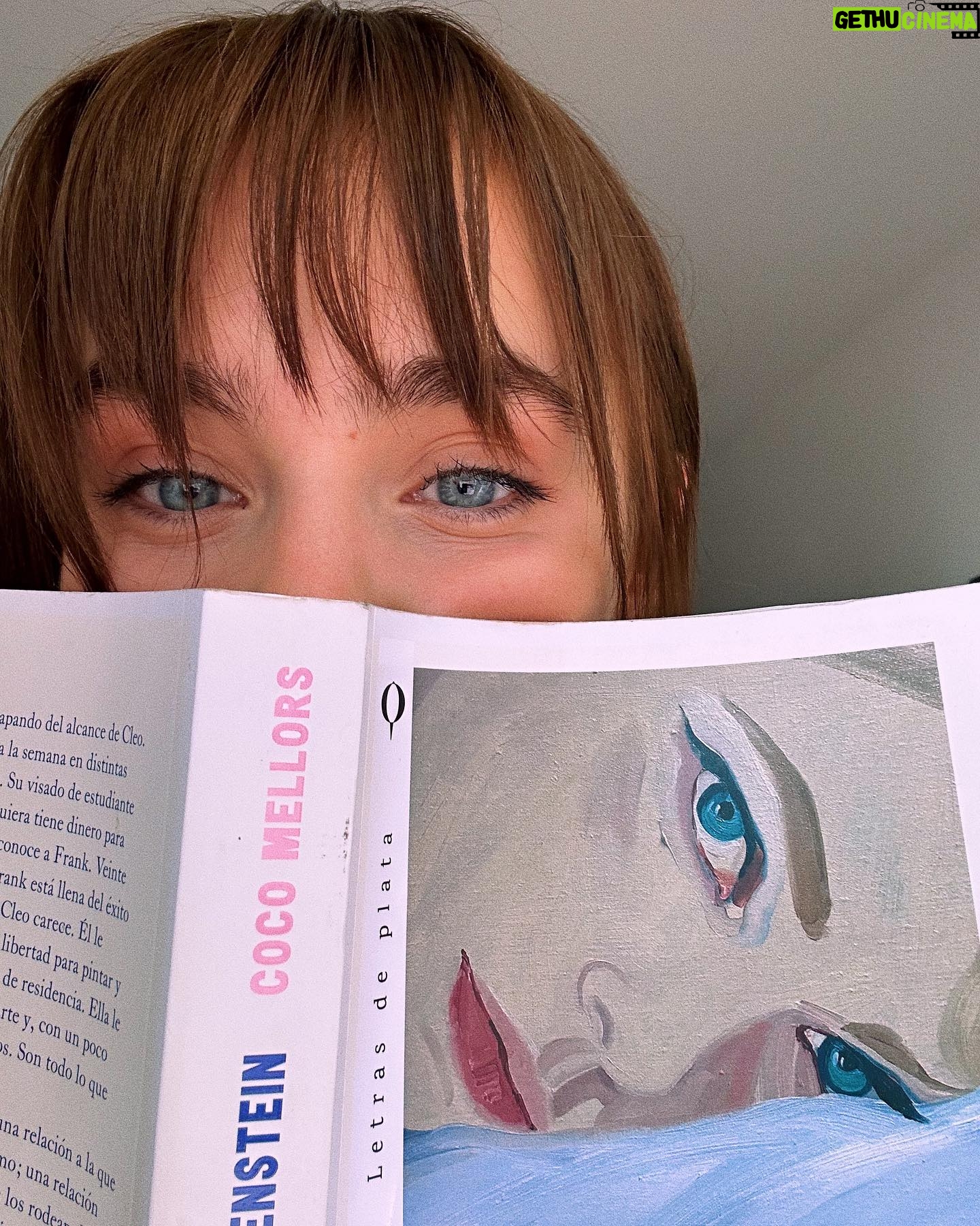 Clara Galle Instagram - Quiero tener la energía de estas fotos y vídeos cada día🩵