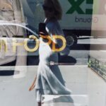 Jessica Capshaw Instagram - Where Tom Ford, Fedex, Madison Avenue and I all intersect. I ❤️ the big 🍎