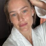 Bar Refaeli Instagram - Paris 🛩️ Milan
