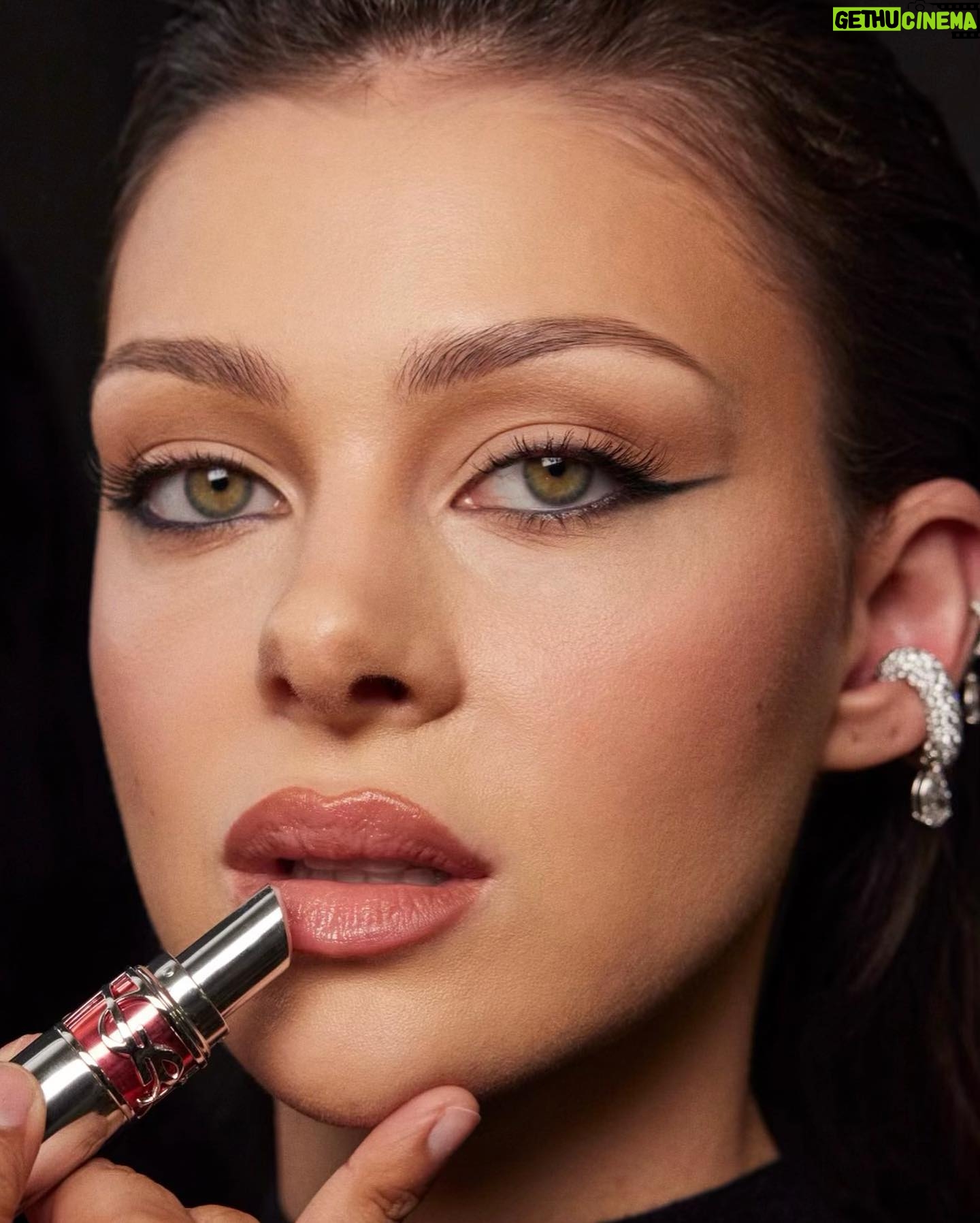 Nicola Peltz Beckham Instagram - In Paris with @yslbeauty 🖤💄🤍