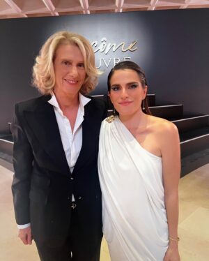 Karla Souza Instagram - Lancôme x Louvre @lancomeofficial #lancomemx #lancomexlouvre 

Dress @andrespajon