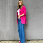 Jésica Cirio Instagram - LOOK PARA LA PEÑA 🌟

La  Peña de Morfi fué una fiesta. 🥳 Nos visitaron @abelpintos @los_totora @elenarogerreal @maggie.cullen @fmsarg ¡Artistas increíbles! 🙌🏻 ¿Cuál fue tu parte favorita del programa? 😃

Como siempre, les comparto mi look:

⚡️ @sweetoficial 
⚡️ @rickysarkany 
⚡️ @marcelohigh 
⚡️ @marianbescosmkp