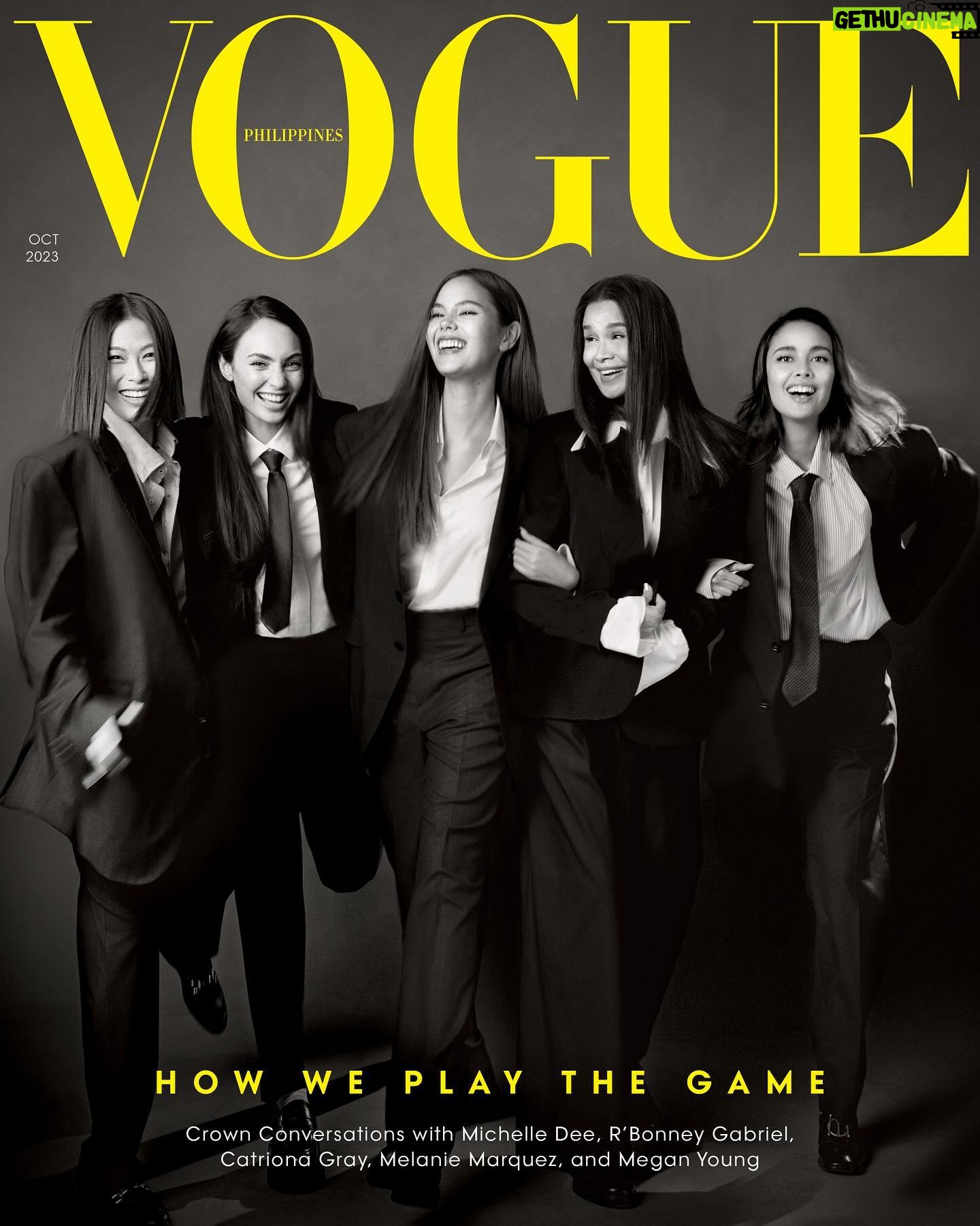 Meganne Young Instagram - Five Filipina beauty queens—#MichelleDee, #RBonneyGabriel, #CatrionaGray, #MelanieMarquez, and #MeganYoung—gather for a “crown conversation,” touching on topics such as manifesting, changing mindsets, and the pursuit of happiness.
'Sometimes it’s really the simple things that count. We are constantly grateful for the things that we have, and that’s what really pushes us in life,' shares Young, who won Miss World in 2013.
Click the link in bio to read the October 2023 issue, out now on newsstands and shop.vogue.ph.
Featuring @meganbata, @catriona_gray, @rbonneynola, #MelanieMarquez, and @michelledee wearing looks from @carolinaherrera, @maxmara, @louisvuitton, @andantefootwear, @tiffanyandco, @falke, @cartier, @marianzara, @studioeustacia, @rhetteala, @rogervivier, @stephtancouture, @__rafglang, @uniqlophofficial and @bulgari
Photographed by @shairaluna, beauty editor @joyce.orena, fashion director @pamquinones, styled by @mrneilanthonie, @stevencoralde, makeup by @gerypenaso, @jellyeugenio, @zidjianpaul, hair by @hairbybrentsales, @dalemallari_, @nellyseboy, nails by @extraordinail, art director @jannpascua, production design by @justine_arcegabumanlag, produced by @biancazaragoza, @anzhizon, multimedia artist @tnkrbll.pblt, photographer’s assistant #EmelitoLansangan, stylist’s assistant @estradachelsy, #EmLiesel, #GenoEspidol, production assistants @pattigoco, @dominique.schleider, @jilliane.ps, @sofieante, makeup assistants #JannineBance, #JellyDy, @shuashotss, hair assistant #RommelHermoso, production design assistants #JohnAmon, #JeberCunanan, #MarioTaipen, #OldericoBondoc, #RodelBondoc, written by @audreycarpio, Vogue Philippines, October 2023.
Shot on location at The Penthouse at Twenty-Four Seven McKinley.
Special thanks to @bebitaliamanila and @focusglobalinc.