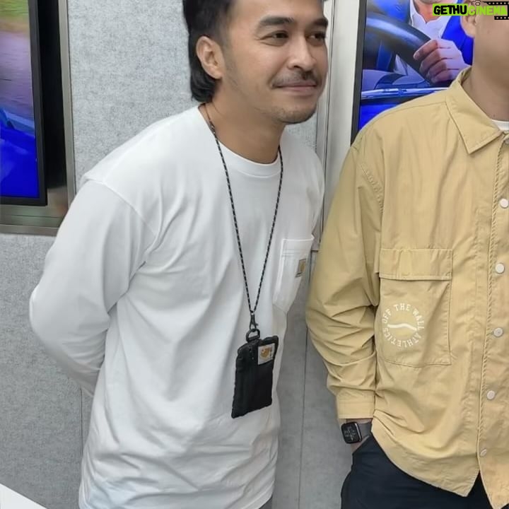 Erra Fazira Instagram - Lamo tak jumpo ustazah @asnimansor .. dah la cantik, aktif, suagho e sodap, pandai lukeh, pandai main kompang, momanah pun buleh, naik kudo pun hebat, diving pun tak kalahโฆ uihhh mangaiiii.. somuo disapu e!! ๐.
.
Mokasih wok sampai jugak kek konti @sinar_my
Mokasih atas perkongsian dan ilmu sempono maulidul rasul 12 Rabiul Awal somalam wok ๐
Ayuhhhโฆ marilah kita bersama-sama perbanyakkan lagi amalan zikir serta berselawat ke atas junjungan besar Nabi Muhammad SAW.
. โุงูููููููู
ูู ุตููููู ุนูููู ู
ูุญูู
ููุฏููุ ููุนูููู ุขูููู ู
ูุญูู
ููุฏูู