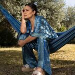 Hend Sabry Instagram – “If the Olive Trees knew the hands that planted them, Their Oil would become Tears.”
Mahmoud Darwish
Wearing @secondchanceonline 
Photo by @hamdi_van_buuren 
MUA and hair @wissem.yahyaoui.5