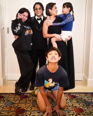 Judy Ann Santos Instagram - Forever grateful.. ❤️ for my husband.. and kids for making life more meaningful and colorful.. forever grateful.. ❤️ for these people who continuously to make me feel loved and special. ❤️❤️. Make up: @juansarte.  Haircut : @jingmonis  Hairstyle: @jeffreyaromin  Gown: @rajolaurel  Styling : @qurator_studio , @leanneledesma