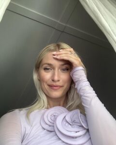 Lena Gercke Instagram - Still in ☀️☀️☀️ mood 🌻