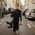 Anna-Maria Sieklucka Instagram - @victoriabeckham is always on point! 🖤

look @victoriabeckham @vitkac 
pic @nadiakrawiecka 

[zaproszenie]

#parisfashionweek #vitkac #victoriabeckham