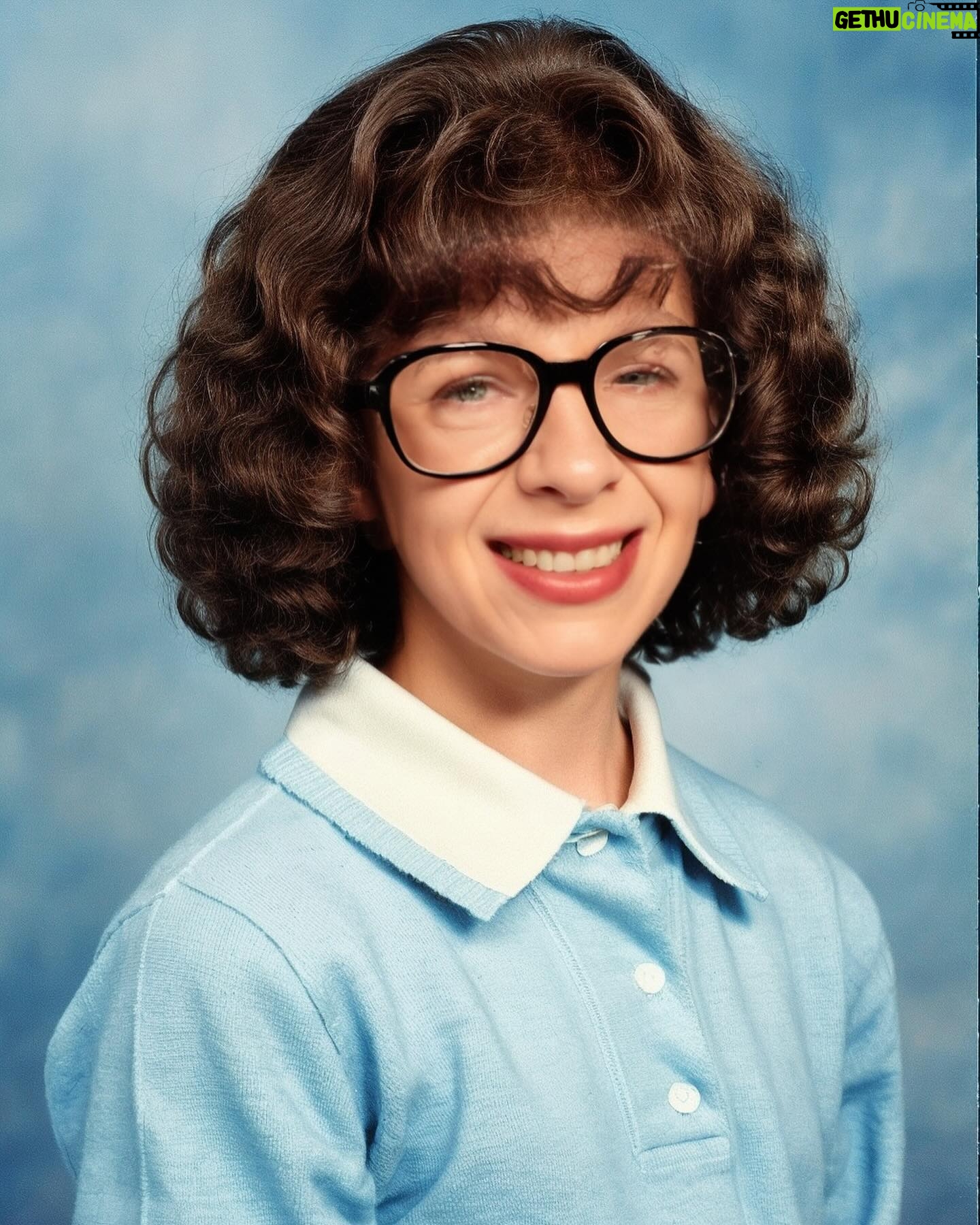 Iris Apfel - 109.5K Likes - Class of 1939
True or false: we had cameras back thenā¦
Love, AIris