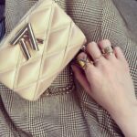 Suzu Hirose Instagram – ❤️
Thank you for inviting @louisvuitton 
#invitedbyLouisVuitton