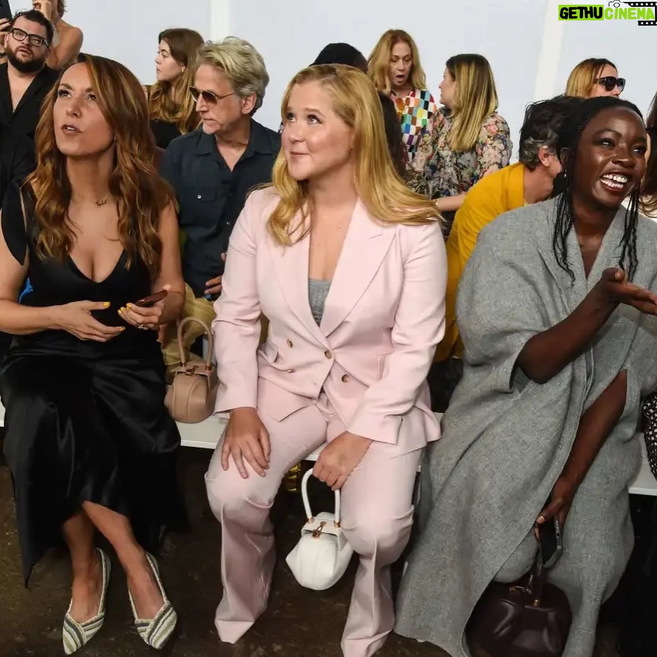 Danai Gurira Instagram - #Flashback to my time celebrating my friend @gabrielahearst at her show during #NYFW. As always, a gorgeous display of elegance, craftsmanship and beauty. Loved this collection and the grounded global awareness everything she does brings to the fashion sphere.