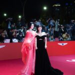 Fan Bingbing Instagram - The 28th Busan International Film Festival. 
How do you like my jelly dress? 😁
