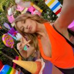 Katherine McNamara Instagram - Gimme some sugar: Australia pt. 2 🍭😋🍬 #sweettooth #Candyland