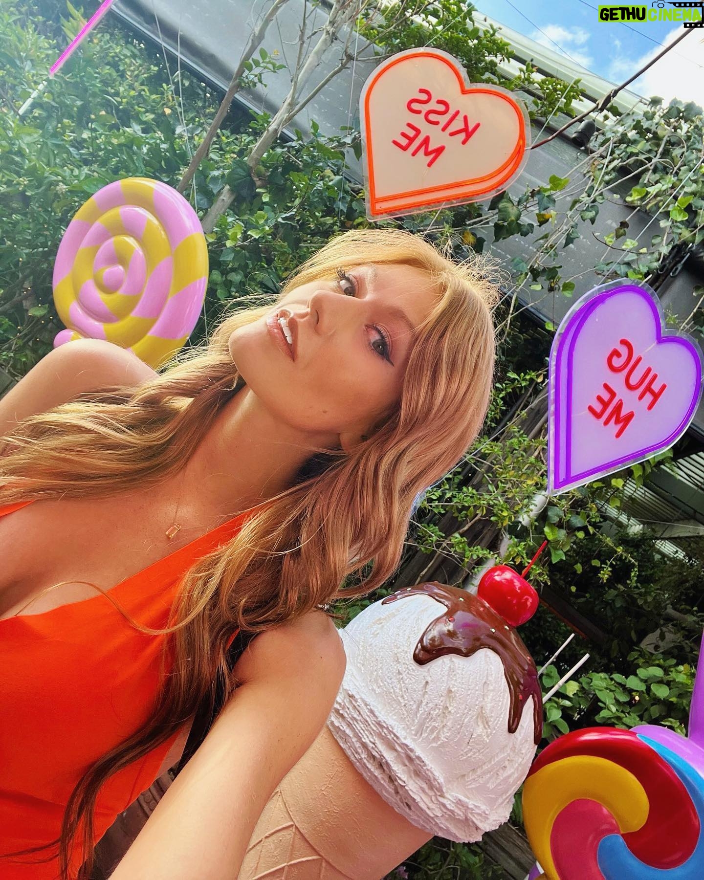 Katherine McNamara Instagram - Gimme some sugar: Australia pt. 2 🍭😋🍬 #sweettooth #Candyland