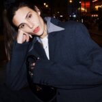 Macarena Achaga Instagram – @prada or nada 🏹👜 
swipe para que se haga de noche 🌙
#PradaArque #PradaFW23 by @samtakataka 

#publicidad