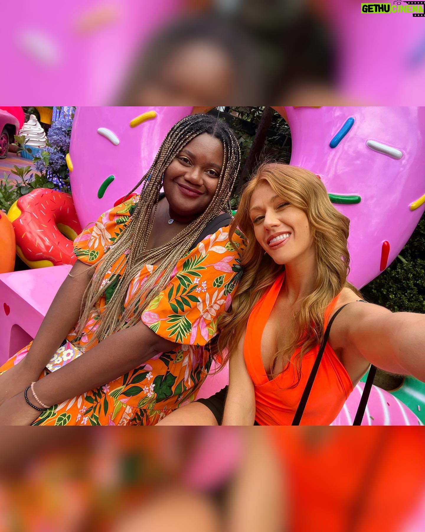 Katherine McNamara Instagram - Gimme some sugar: Australia pt. 2 🍭😋🍬 #sweettooth #Candyland