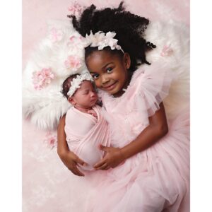 Chanel Iman Instagram - Cali , Cassie & Capri 🙌🏾🙏🏽🎀 My babies 📸 @patty.othon