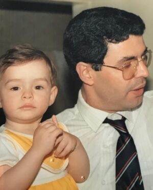 Özge Özpirinçci Instagram - Hoşçakal babişko. Merak edip de göremediğin her yerdesin artık… Seni çok seviyorum!