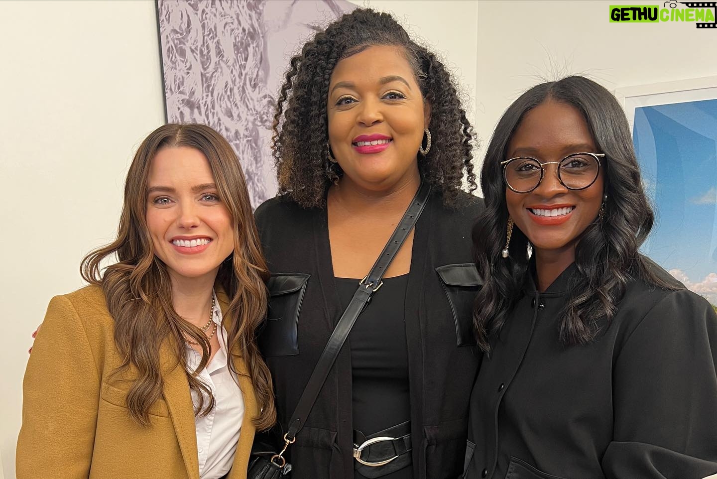 Sophia Bush Instagram - We had the most wonderful time speaking at @michigantechweek and attending @blacktechsaturdays’ #BlackTechWeekend in Detroit on behalf of our firm, @unionheritage.
Our panel with @meaganaward was so special. We got to be frank, share tips, laughs, and truths about wins and loses. And talk about the work we do at the firm, as investors, and as advisors to the @firstwomensbank.
MTW, @newlab, and Michigan Central with @femology were all partners for an amazing brunch that brought together diverse founders and allocators. The conversations in the lobby went on for hours. We celebrated the 1 year anniversary of @venture313. And we watched our friend Darren Riley of @justairco host an incredible fireside chat with Lt Governor Garlin Gilchrist, talking about the way the entrepreneurial community in Detroit shows up for each other like nowhere else. @ltgovgilchrist echoed those sentiments, and took the audience through Michigan’s policies that make it the best place for entrepreneurs, and technologists, and why Detroit is the place for Black innovators to build new tech and new futures.
We love you #Detroit. We love you #Michigan. Thank you for a wonderful time. #MichiganTechWeek #UnionHeritage