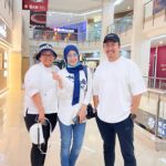 Erra Fazira Instagram - We met again four years later, but it was in Kuala Lumpur, not China, and everyone was very enthusiastic. Having so many good friends in a foreign country made me feel like I was at home, even more than my hometown.thanks for you all…