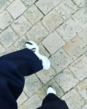 Suzu Hirose Instagram - まだまだ余韻。。🤍
Thank you, LOUIS VUITTON