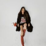 Dilan Çiçek Deniz Instagram - Rug dealer 🥀