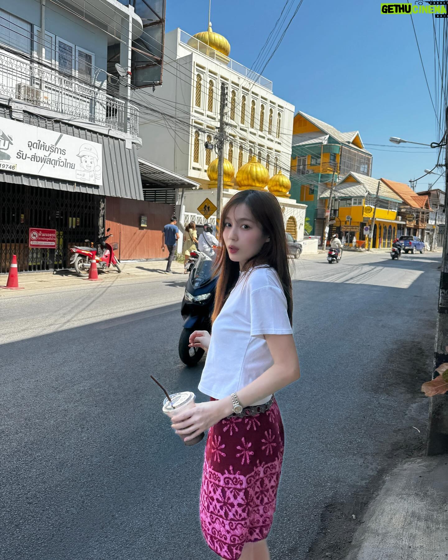 Pattranite Limpatiyakorn Instagram - ขอตังซาวบาทหน่อยเจ้าา🤩