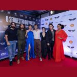 Juliana Alves Instagram – Noite de Tapete Vermelho para exibição de “O sequestro do voo 375” no @festivaldorio 

Foi incrível assistir junto com o público e sentir que nosso filme encantou tanta gente. Foi aplaudido vários vezes durante a exibição. 
Roteiro, produção, direção e elenco espetaculares! Que orgulho! 
A estreia promete! Dezembro é logo ali 👀🛩️✈️

#festivaldorio #sequestrodovoo375
