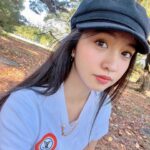 Kōki Instagram - メイクルック☺️
@vntus_official Night Veil で瞳をメイクしました💗
リップは @esteelauder の　450 インソレントプラム　

T shirt @louisvuitton  Merci beaucoup ❤️