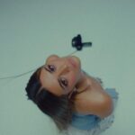 Daniela Calle Instagram - Boca a Boca: OUT NOW! 

Este proyecto es muy especial, fue el primer video musical que grabé y fue, a la vez, el primer video que @poche dirigió sola! 
(Mi directora favorita claro está) 

Me siento super agradecida y afortunada con todo el equipo de Boca a Boca! Gracias por sumar su talento. 💙

Ya disponible en todas las plataformas! 

Dirección: @poche
Producción ejecutiva: @turbo.gif
@jeromethedirector
@deaviladorector
@sisifo__
Dirección de Fotografía: @juansalgadodp
1 AD: @jhona0713
Edición/color: @sisifo___
Steadicam: @maurostaedicam
Proyecciones: @_ulteriorworld
Styling: @amaliagr
Hair/Makeup: @mafelola
@katerinamartinaa
@hannacortesx
@makeuprox
@funkad_
Coreografía: @kmoelements
Bailarinas: @camila.h0827
@soynickycast
@juliana_valenciar
@angel2115_
@ashleynvr
@danialmanzab
@catalinafuentes.c
@caro.bonilla1
@_lorerodriguezp 
Bts / foto fija: @davidvisuals_ph 
Catering: @santajuana_foodbar 
Agradecimiento especial: @adidasco 

💙

Productores: @mangoedp @nabalez 
Co autoría: @pedro.elipe @markememusic @jonathanburt_ @pmalaver1212 @paulaperezmusic