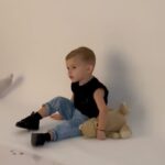 Stéphanie Durant Instagram - Happy 2 years Loann 🤍

On le répétera jamais assez, merci. Merci de nous avoir choisi en tant que Maman & Papa. 
Notre fierté c’est toi. 

On t’aime très fort le L 🫶🏼
Maman & Papa.