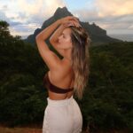 Kinsey Wolanski Instagram - Little bit of the last few days ❤️ @mooreaherelodge