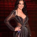 Scarlet Ortiz Instagram - Yo ☺️ La noche del estreno de Dramaticas 💖 vestida por @samiya.boutique Más que Felizzzz!!!