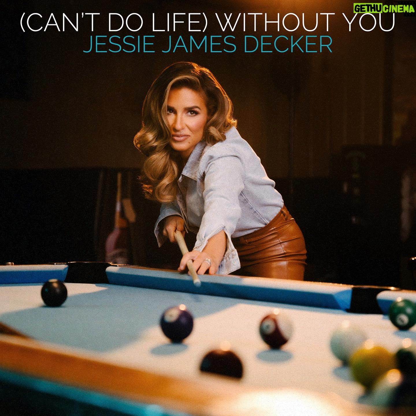 Jessie James Decker Instagram - OMG more new music out today!! ✨ After waiting for so long can’t believe I finally get to put out music on my own terms. I hope you guys love this one. One of my best friends @bccoconutman first sent this demo to me. He thought it would be a perfect fit for me and I agreed!! Let me know what y’all think. Link in bio to listen to “(Can’t Do Life) Without You” now! 🖤