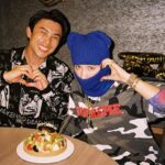 Riisa Naka Instagram - 2023.10.18❤️
34さいになりました🩷🩷🩷

みんなお祝いしてくれてありがとう🥹❤️🫶🏻🔥

毎日の人生が濃厚すぎて
まだ34さいなのか〜って気分だけど😂w

34さいもニコニコですごせますように🥰

1.けみおくんがフィルムカメラで撮ってくれたツーショット❤️
2.ありさちゃんと念願のはじめて食事会ではじめてなのに誕生日祝ってもらっちゃった写真🤣🫶🏻🩵
3.キツネさんがフィルムのツーショ気に入ってて先にインスタアップされて草🌱
4.誕生日当日伊勢丹でピアス買わせた後に鉄板焼き奢ってもらってご満悦のファミリーショット💰🔥✨
5.トカゲくんがパパのモネマネしまーすって思いっきり目を細めてきて可愛いかった時の😂❤️💕w
6.里依紗の里がどっかに忘れられてて爆笑のバースデープレート🤣🫶🏻

BIGLOVE❤️