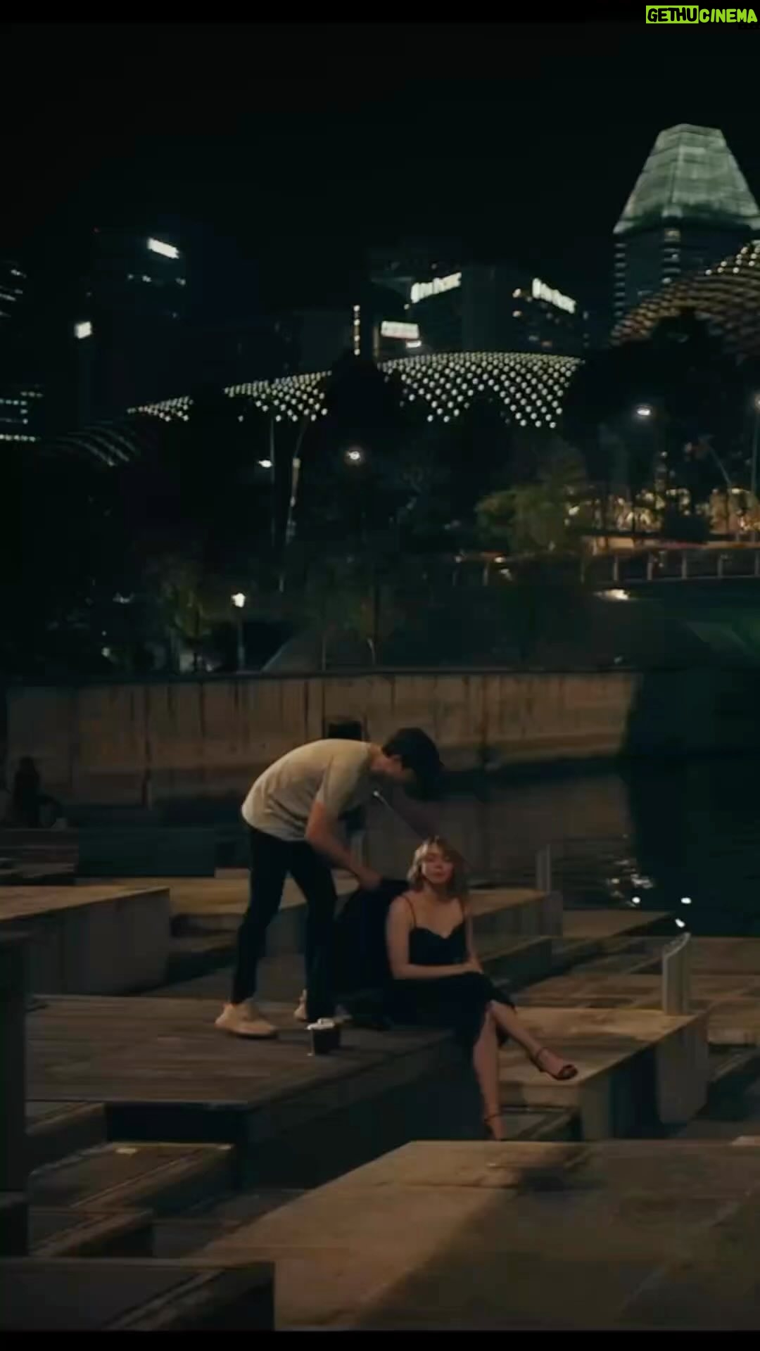 Julia Montes Instagram - FEEL THE KILIG AT SAKIT! 🤍🥲
Stream na ng “Reese’s” ni FRANCE at Zephanie at “Leaves” by kenji! Sure na mararamdaman mo talaga ang kwento ng Five Breakups and a Romance sa soundtrack pa lang!
Stream “Reese’s” by FRANCE and Zephanie:
🎧: https://francexzephanie.lnk.to/reeses
Stream “Leaves” by kenji:
🎧: https://kenji-exal.lnk.to/leaves
#FiveBreakupsAndARomance