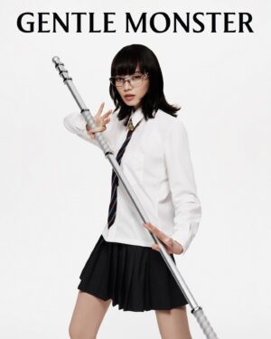 Nana Komatsu Instagram - @gentlemonster 

#PR #GentleMonster 
#GentleHighSchool 
#GentleMonsterOptical
🕶️　
👄　✌🏻
👓
👄　✌🏻