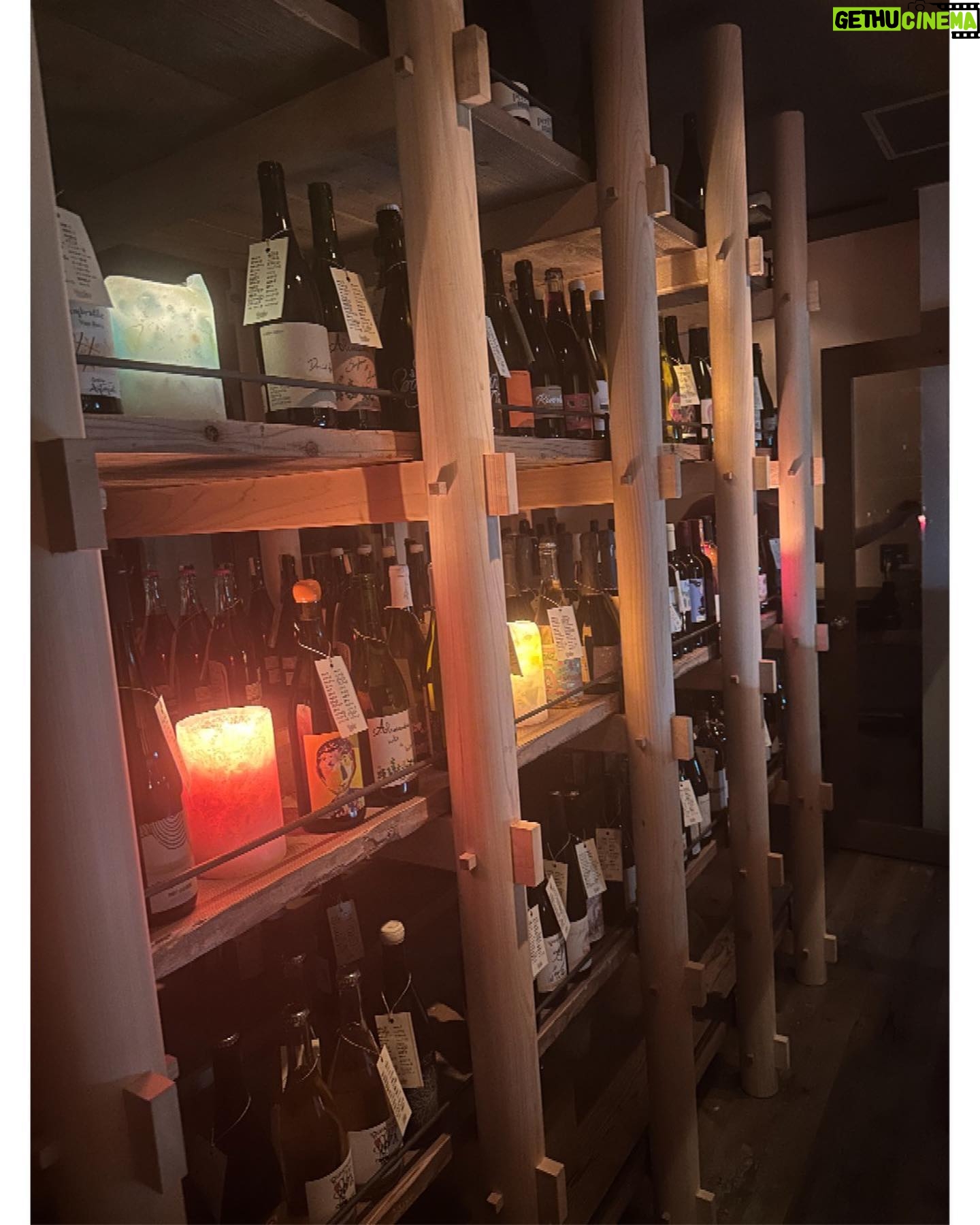 Nozomi Sasaki Instagram - 名古屋旅記録♡
1枚目〜4枚目
念願の#パラダイスナチュール🍷
素敵な空間で音楽を聴きながら美味しいナチュラルワインを飲むことが出来ました✨
5枚目〜8枚目
#まねき寿司 🍣
お寿司が出てくるまでのお料理に感動!
そしてお寿司も勿論美味しかった…🥹
9枚目は一緒に行った仲良し家族の娘ちゃんが、どこまで小さく鶴を折れるか!?の本気を見せてくれました❤︎
10枚目#レゴランド ‼️
また来ます名古屋🫶
#名古屋