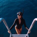 Kinsey Wolanski Instagram - Moorea Tahiti recommendations ❤️ 
Swimming with humpback whales- @mooreamoanatours 
Best hotel- @manavamoorea 
Best house to rent- @mooreaherelodge 
Hikes- magic mountain and belevedere lookout
