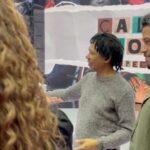 Juliana Alves Instagram - Parece um sonho. É foi real!
Uma sensação indescritível. Estar pertinho de um grande ídolo e participar de uma homenagem única. 
Assistam esse programa lindo!
Foi mágico.
Djavan merece!
