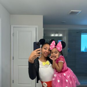 Zonnique Pullins Instagram - last day of October with my favorite girl in the whole wide world, Minnie 🎃🍭