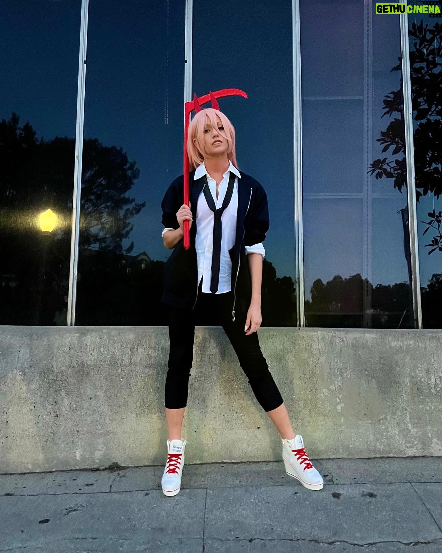 Katherine McNamara Instagram - POWER’d up! 🧨❣️🪚 #Chainsawman #Power #anime Happy Halloween!👻