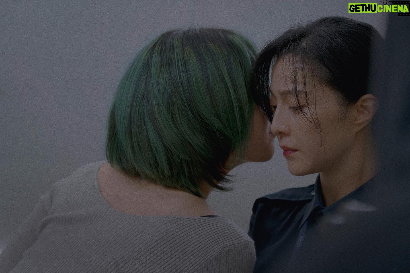 Fan Bingbing Instagram - Are you ready for #greennight?