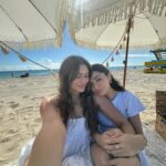 Daniela Calle Instagram - De mis días favoritos del año, porque me regalo a el ser humano mas especial del mundo, nos alumbras la vida a los que tenemos la fortuna de tenerte. 
Thank you for making life this amazing🪄
Happy bday mi amor. Te amo hasta el infinito y mas @poche ❤️‍🔥