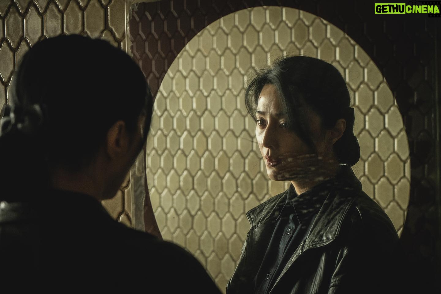 Fan Bingbing Instagram - Are you ready for #greennight?