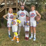 Maci Bookout Instagram - We got a real jam goin' down, Welcome to the Space Jam! 🔈🏀 Happy Halloween from the Toon Squad! 🎯 

@officialteamtriton KILLED  it on our uniforms! 💯🎃
#happyhalloween #halloween #toonsquad #spacejam