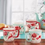 Ree Drummond Instagram - When the calendar says November we all know what that means…time to start your Christmas shopping! 😅 Ree’s Holiday gift guide is live on Walmart.com today (link in bio)—it features festive kitchenware, pretty dishes, home gadgets, furniture, and fashion essentials. Something for everyone on your list!Happy shopping 🥰