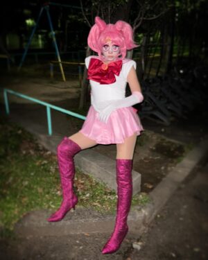 Riisa Naka Instagram - HalloweenNight2023🎀🪄🌙🎃👻

今年はちびうさになったよ🩷

たくさんアップしたい写真ありすぎて
とりあえずこれから🩷w

#halloween 
#セーラームーン