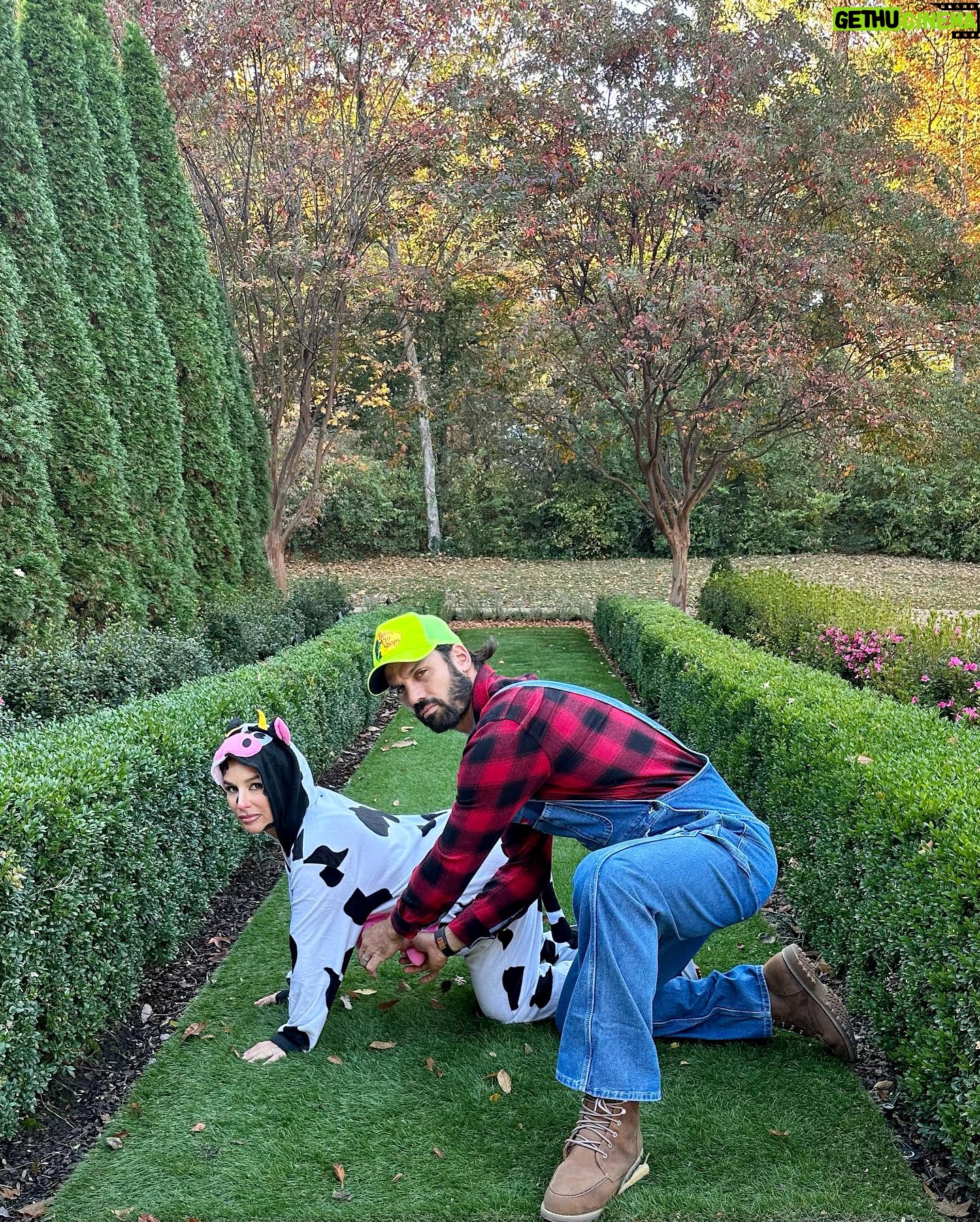 Jessie James Decker Instagram - Farmer Decker been milkin me since 2011 #happyhalloween